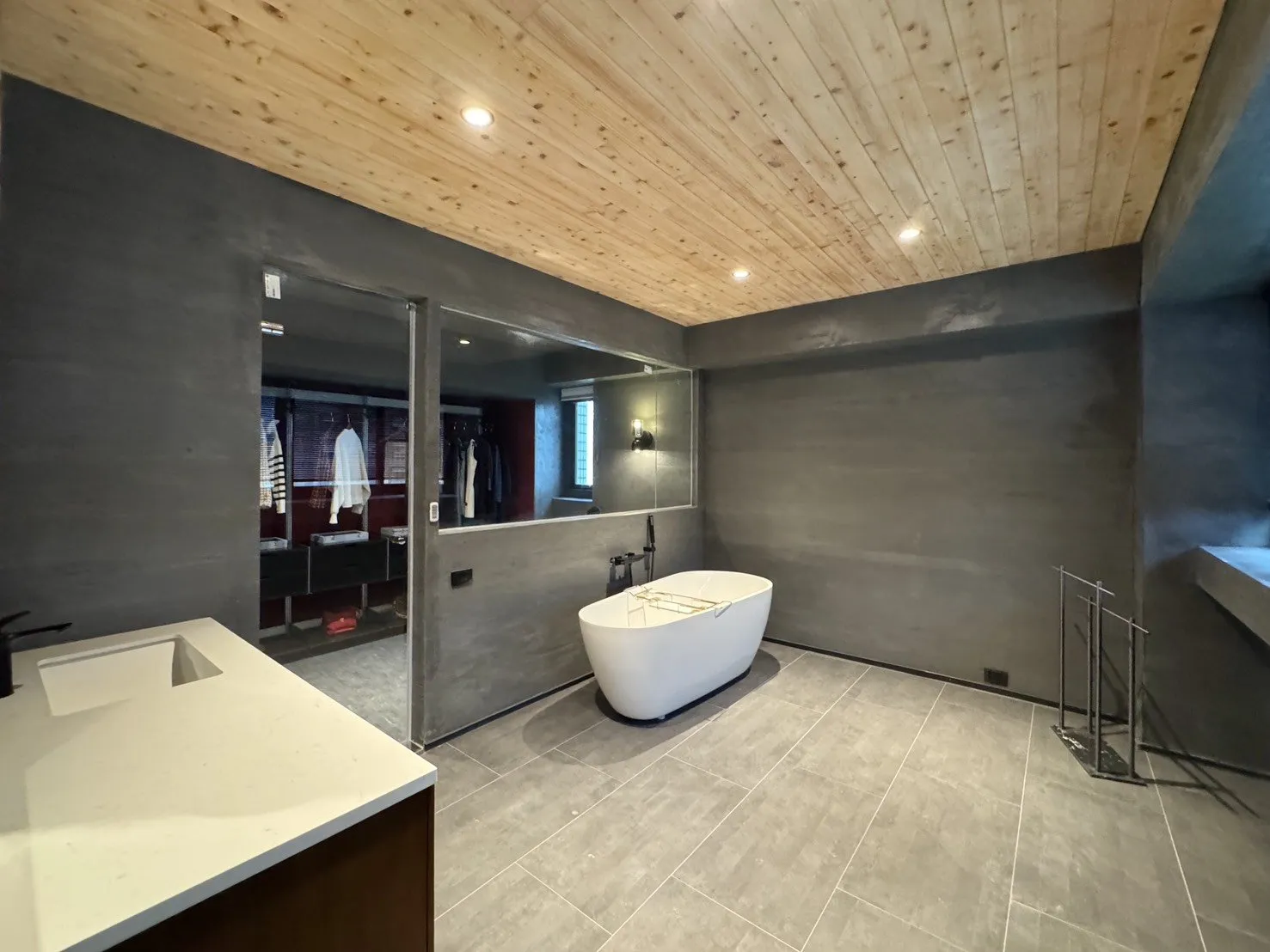 仁愛路 · interior