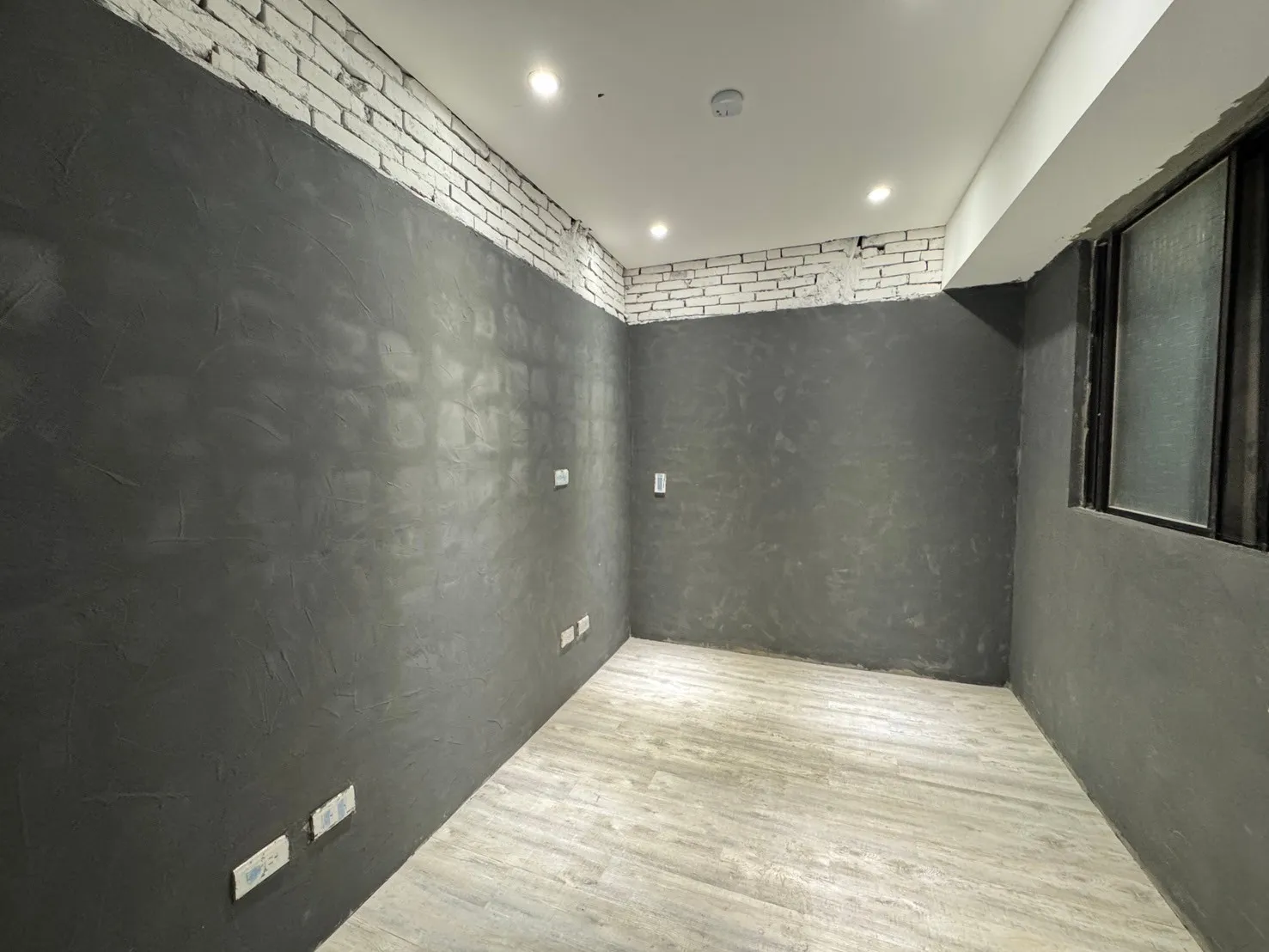 復興南路 · interior